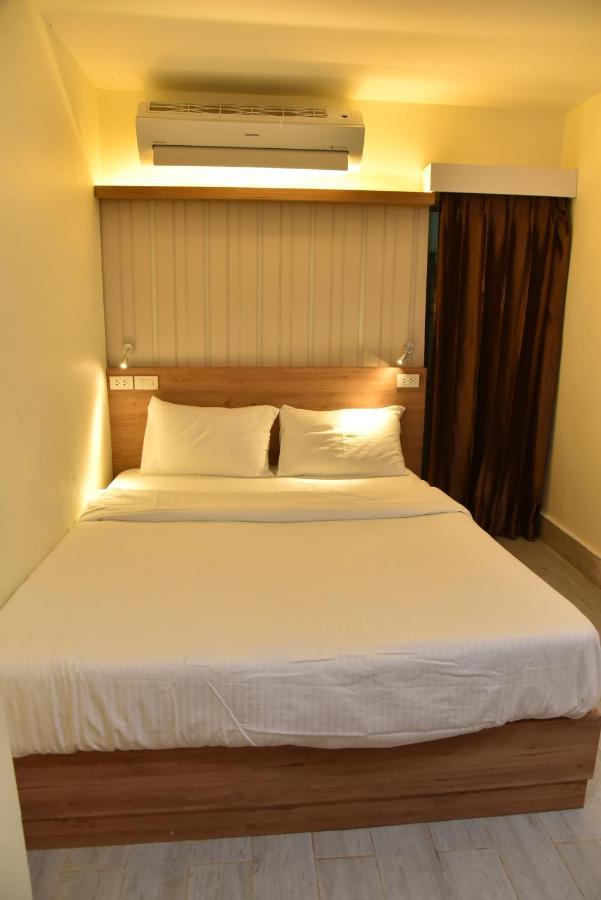Rose Nana Hotel 曼谷 外观 照片